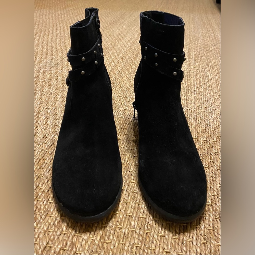 Matisse Black Suede Ankle Booties with Studded Straps. Size 9.
